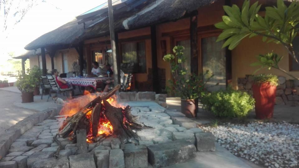 Hotel Camp Mara Omaruru Esterno foto