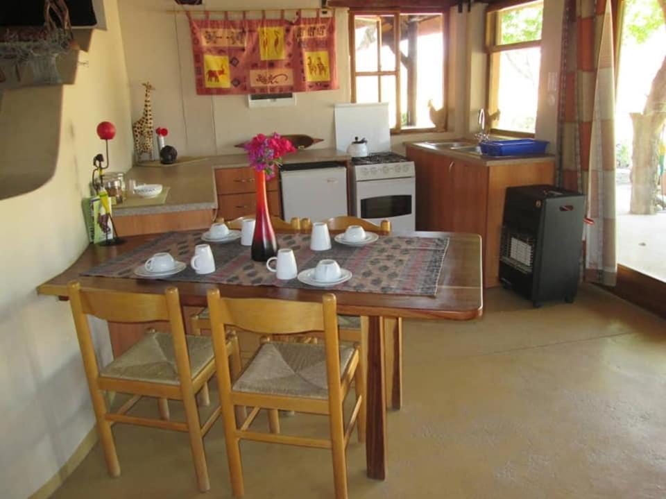 Hotel Camp Mara Omaruru Esterno foto
